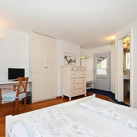 Landgasthaus Ziegelscheune * Krippen